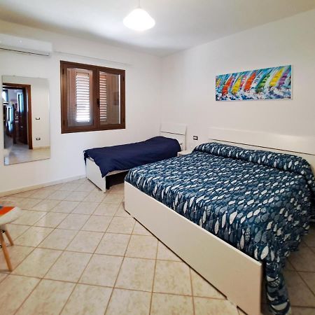 Appartamento Trilocale Vicino Al Centro Di San Teodoro San Teodoro  Exterior foto