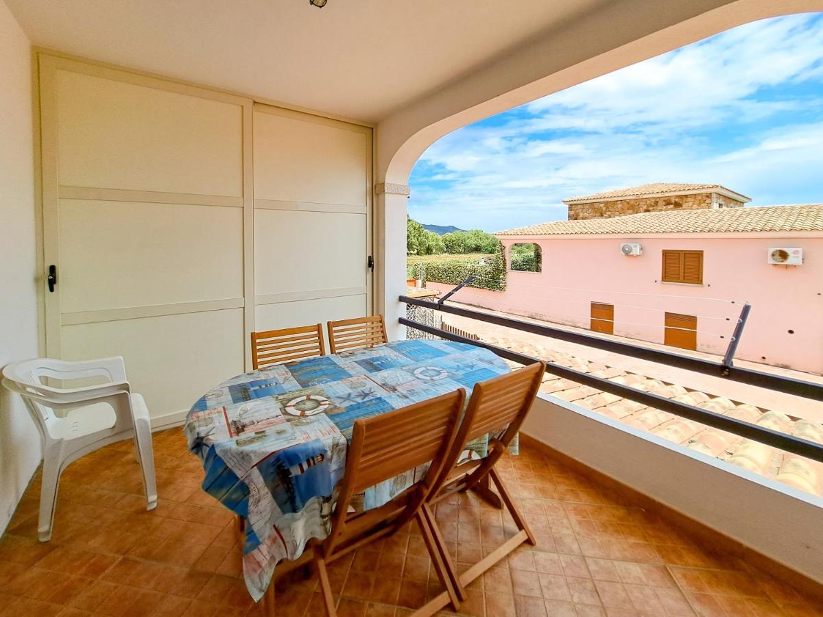 Appartamento Trilocale Vicino Al Centro Di San Teodoro San Teodoro  Exterior foto